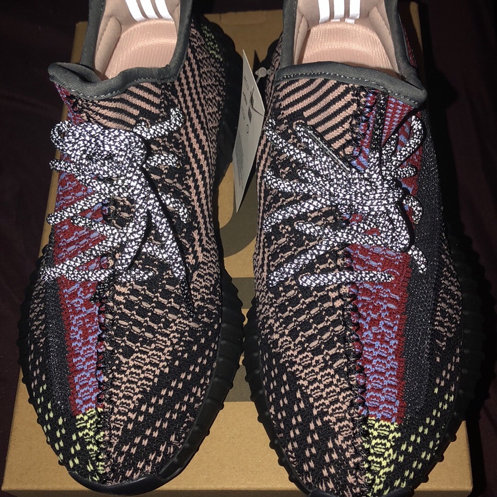 Yeezy Boost 350 V2 Yecheil
